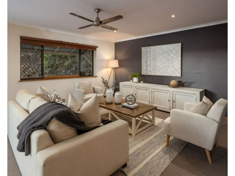 213 BUNYA ROAD, Arana Hills QLD 4054