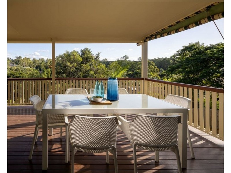 213 BUNYA ROAD, Arana Hills QLD 4054