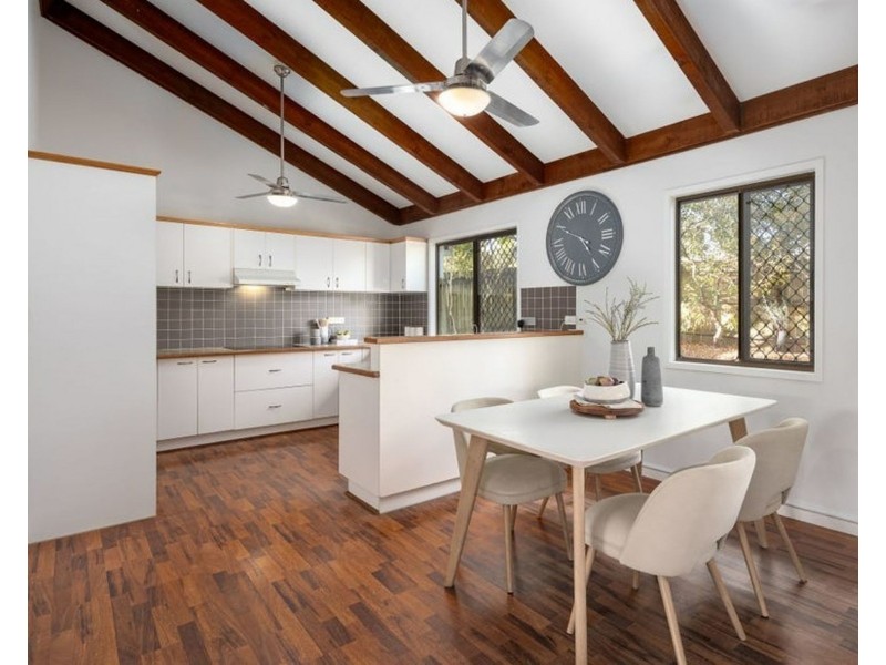 213 BUNYA ROAD, Arana Hills QLD 4054