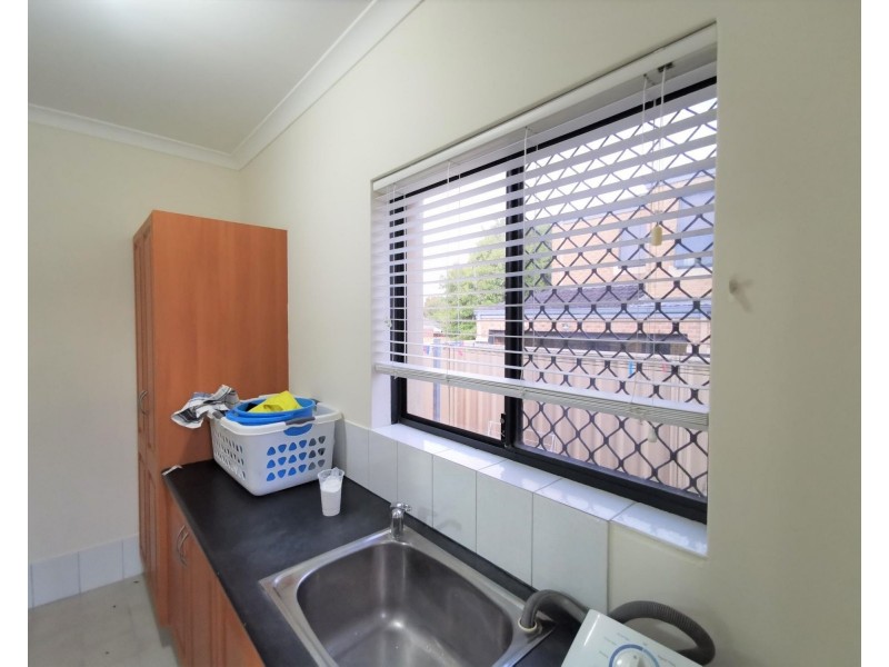 1/4 Holford Way, Wilson WA 6107