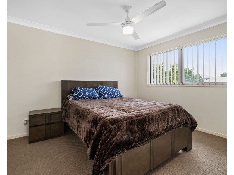 85 Emsworth Street, Wynnum QLD 4178