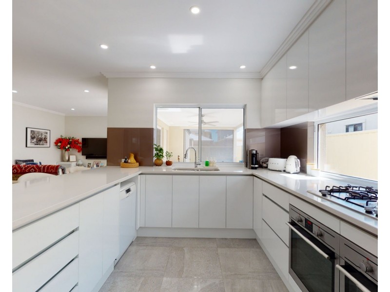 5 Avila Link, Burns Beach WA 6028