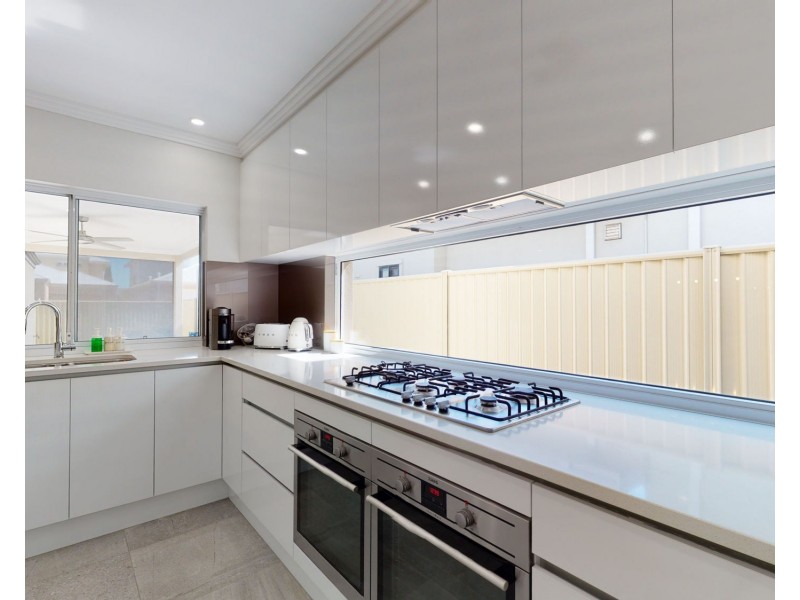 5 Avila Link, Burns Beach WA 6028