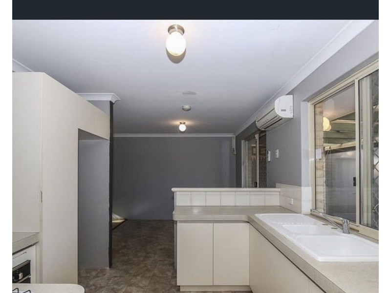 4/4 Callander Avenue, Kinross WA 6028