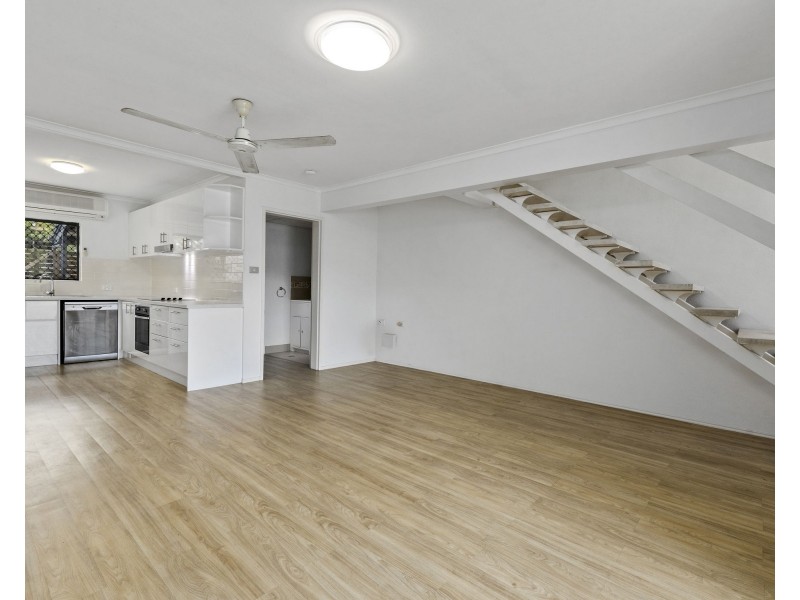 15/58-64 Mazlin Street, Edge Hill QLD 4870