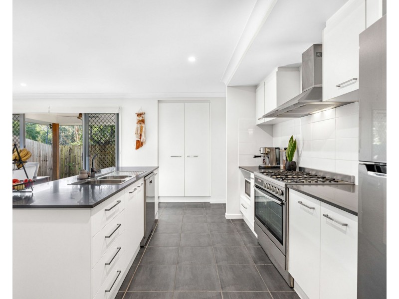 5 Harrington Boulevard, Thornlands QLD 4164