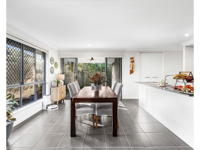 5 Harrington Boulevard, Thornlands QLD 4164