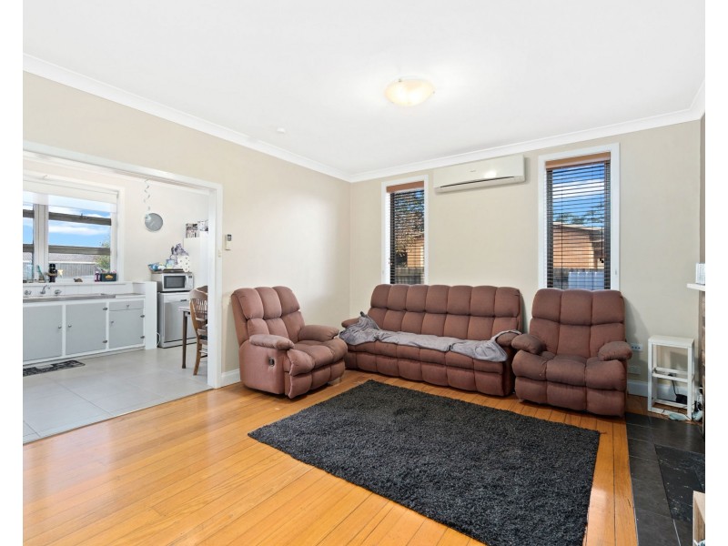 12 Bergen Crescent, Sale VIC 3850