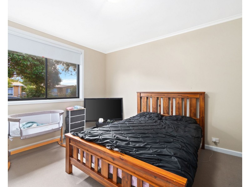 12 Bergen Crescent, Sale VIC 3850