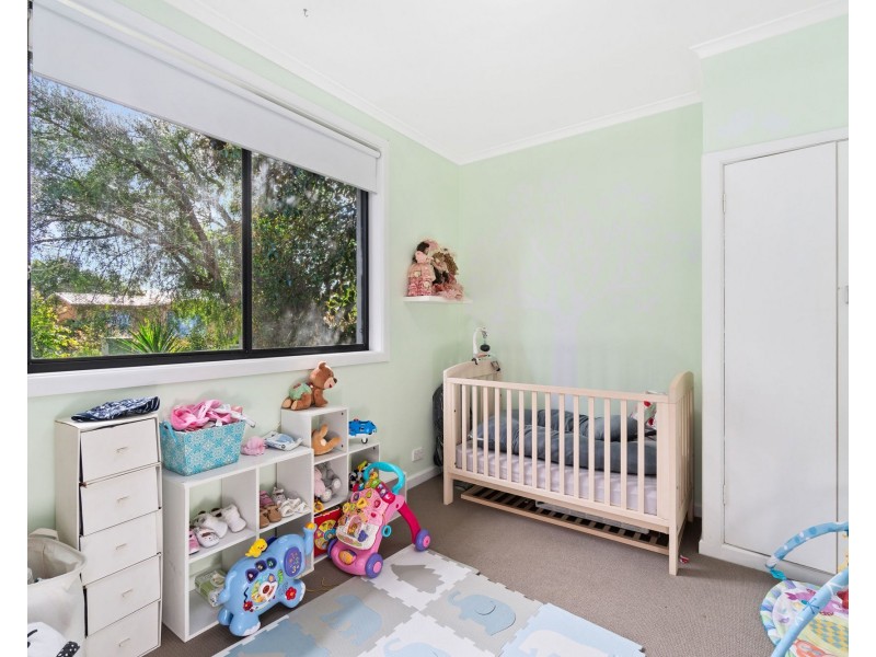 12 Bergen Crescent, Sale VIC 3850