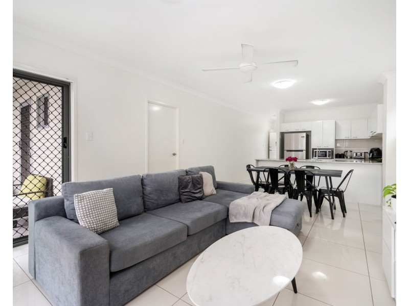 26/12 Singh St, Wynnum West QLD 4178