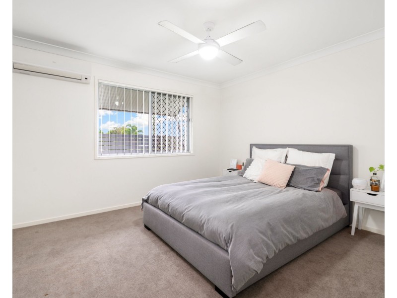 26/12 Singh St, Wynnum West QLD 4178