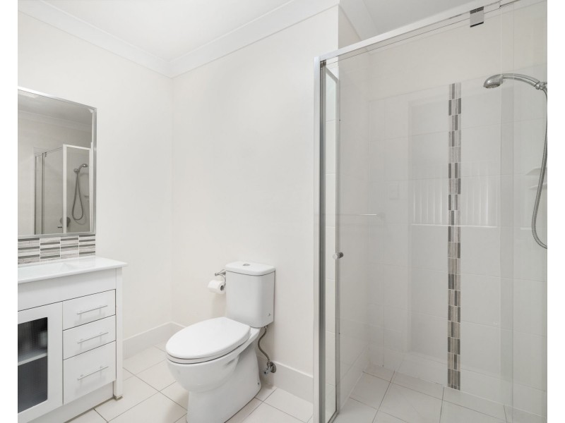 26/12 Singh St, Wynnum West QLD 4178