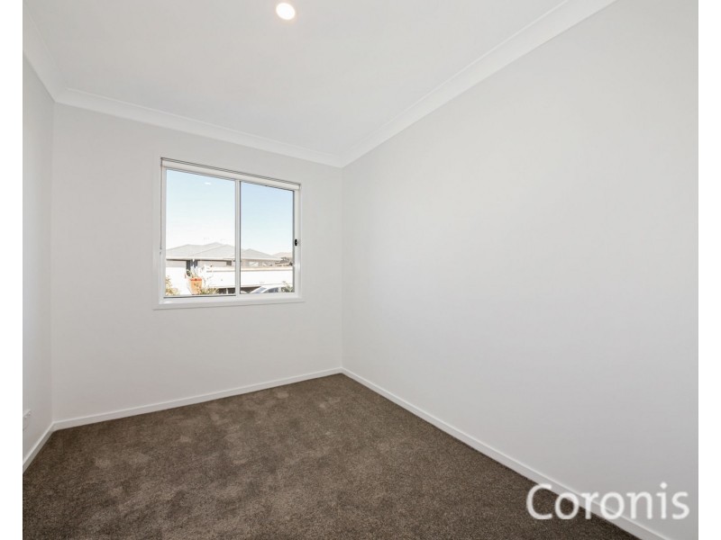 12 Mount Wheeler Street, Park Ridge QLD 4125
