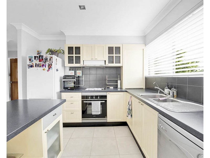 6/46 Oceanic Drive, Mermaid Waters QLD 4218