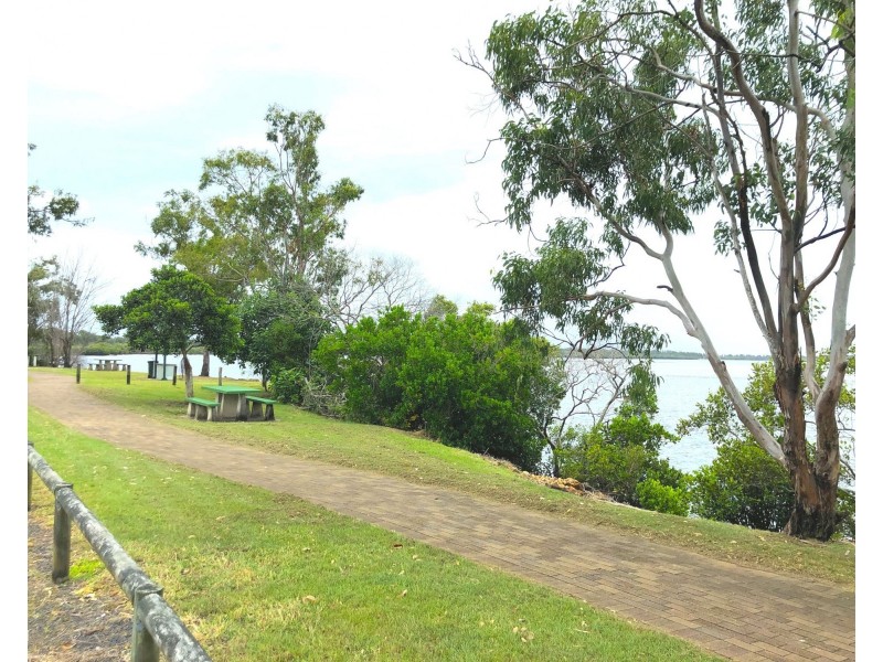 32 Gregory Street, Buxton QLD 4660