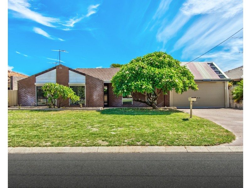 6 Voyager Court, Cooloongup WA 6168