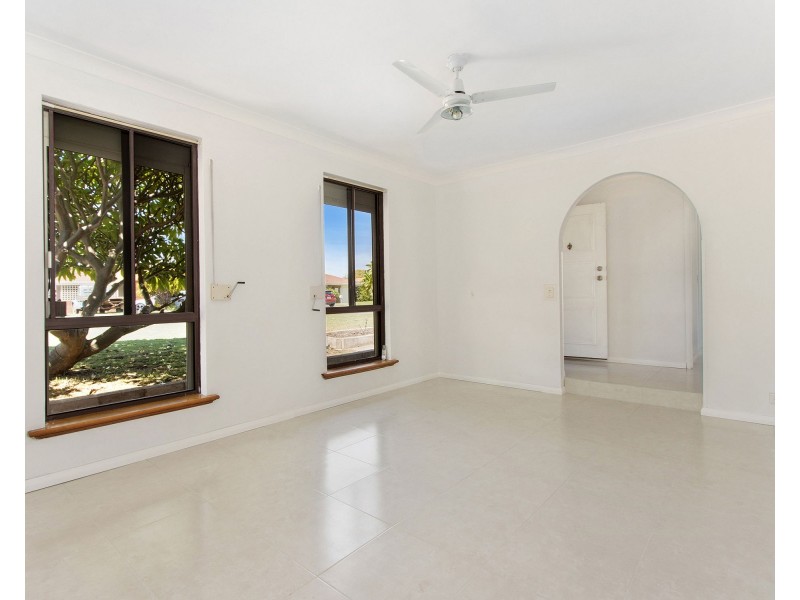 6 Voyager Court, Cooloongup WA 6168