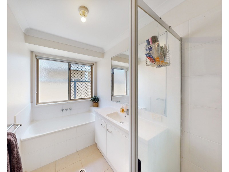 47 Columbia Drive, Beachmere QLD 4510