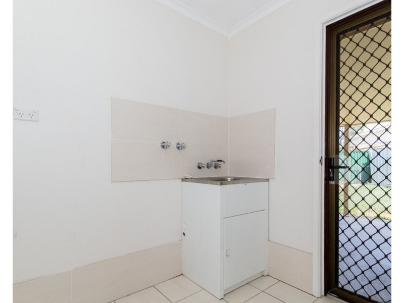 4 Patrick Street, Beachmere QLD 4510