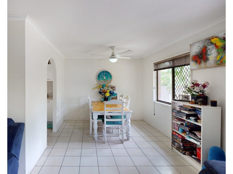 4 Patrick Street, Beachmere QLD 4510