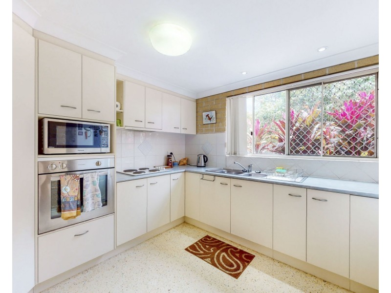 5/15 Coronation Avenue, Beachmere QLD 4510