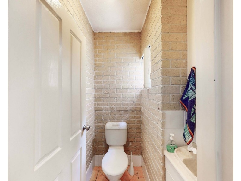 5/15 Coronation Avenue, Beachmere QLD 4510