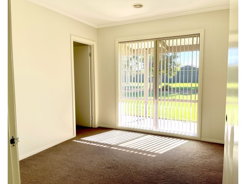 29 Evelyn Drive, Sale VIC 3850