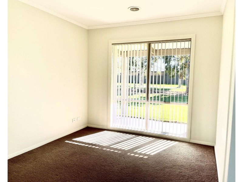 29 Evelyn Drive, Sale VIC 3850