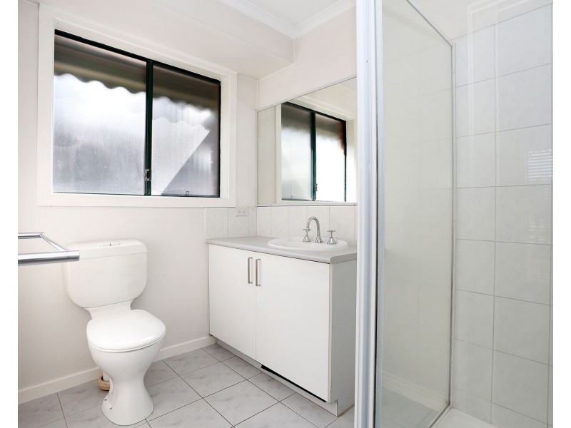 33 Clematis Close, Meadow Heights VIC 3048