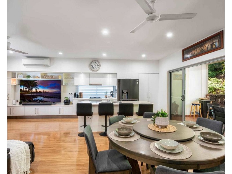 54 Currumbin Chase, Currumbin QLD 4223