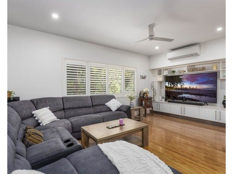 54 Currumbin Chase, Currumbin QLD 4223