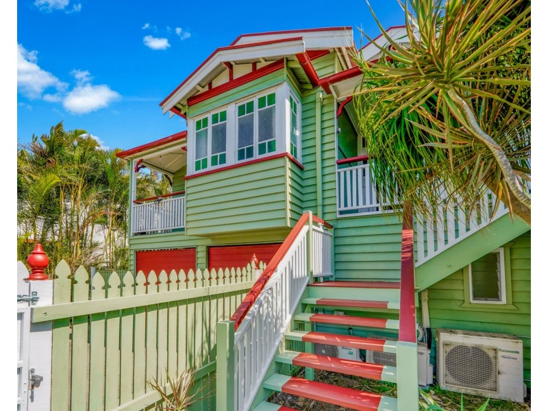 114 Biggs Avenue, Beachmere QLD 4510