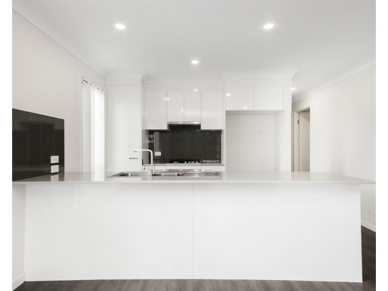 57 Hill Drive, Pimpama QLD 4209