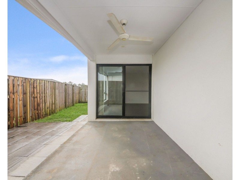 57 Hill Drive, Pimpama QLD 4209