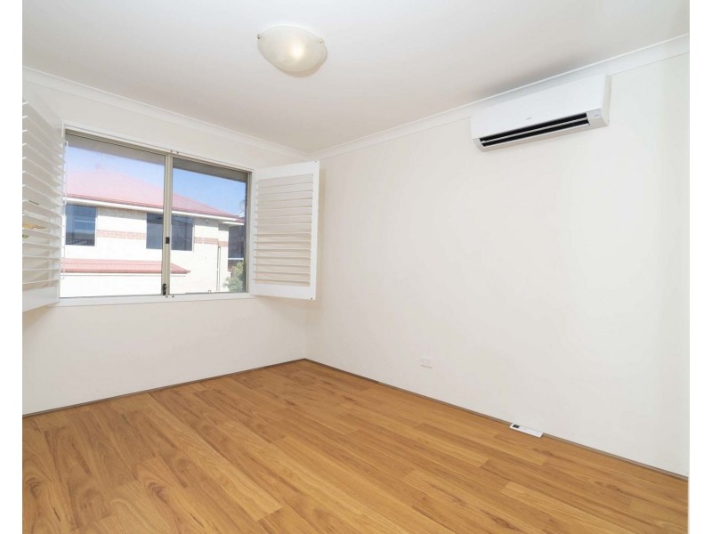 4/8 Forster Avenue, Lathlain WA 6100