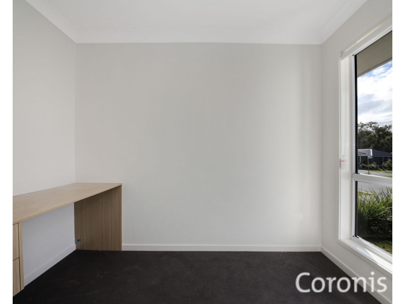 6 Idyllic Street, Park Ridge QLD 4125