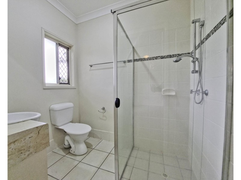 22 Holliday Drive, Edens Landing QLD 4207