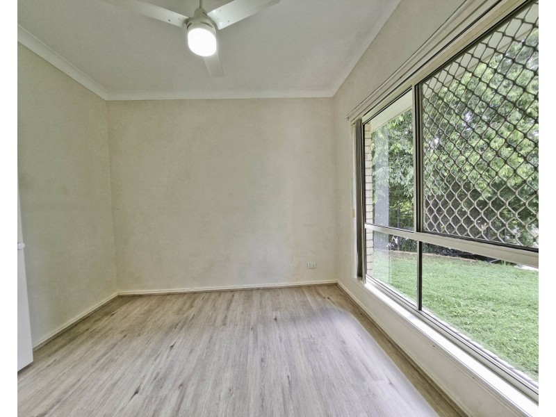 22 Holliday Drive, Edens Landing QLD 4207