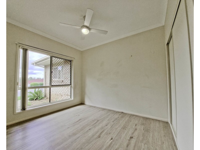 22 Holliday Drive, Edens Landing QLD 4207