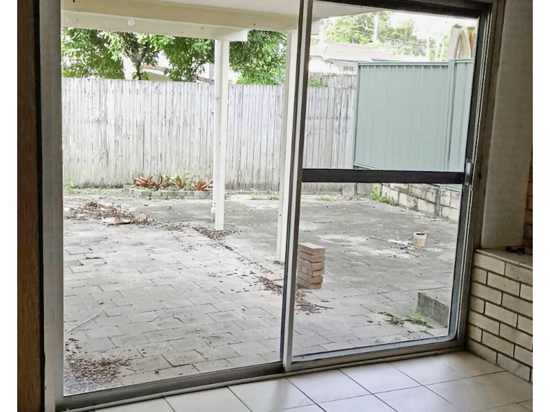 42 Dandar Drive, Southport QLD 4215