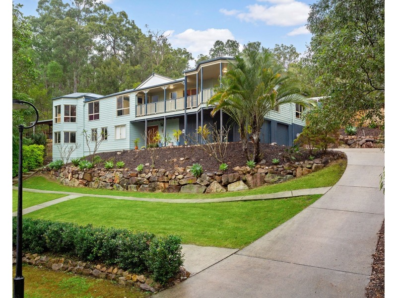 71 Outlook Terrace, Ferny Grove QLD 4055