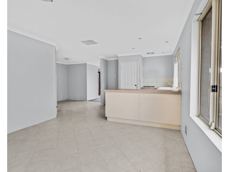 8 Galen Close, Eaton WA 6232