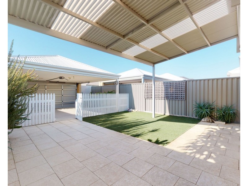 24 Santapola Approach, Alkimos WA 6038