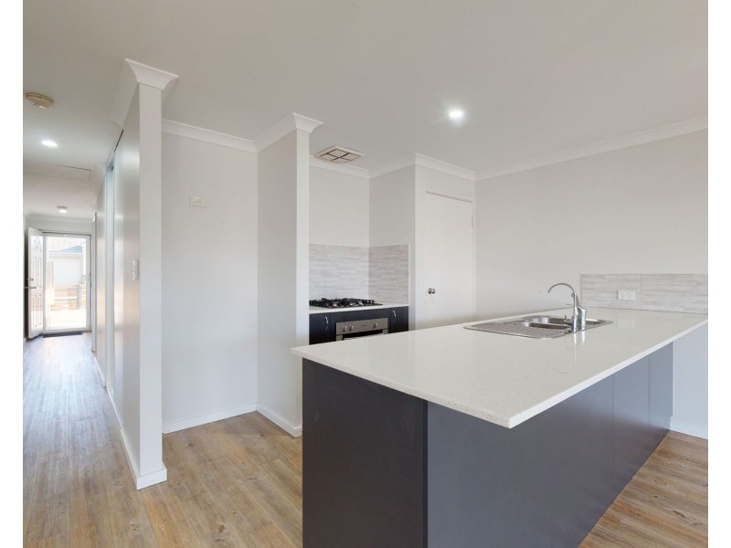 24 Santapola Approach, Alkimos WA 6038