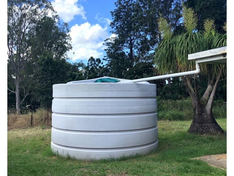 8 Mungar Road, Tiaro QLD 4650