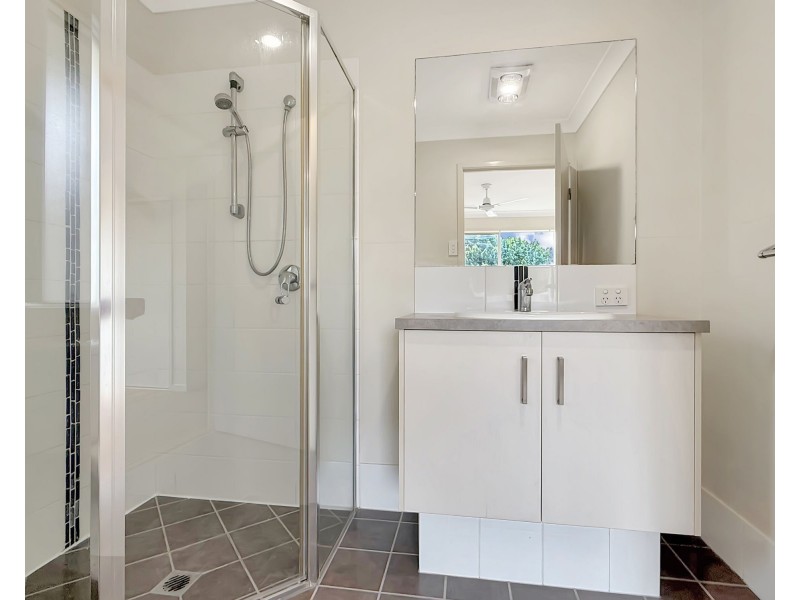 24 Biella Court, Leichhardt QLD 4305