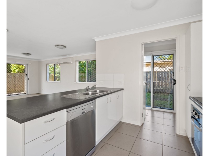 128 Worthing Street, Wynnum QLD 4178