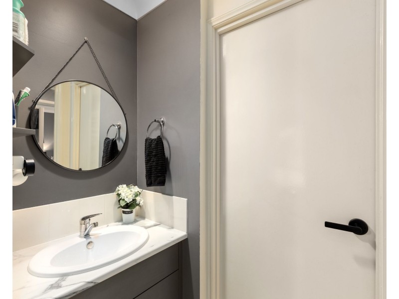 63 Bernadette Cres, Rosewood QLD 4340