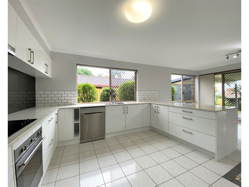 18 Lalina Street, Middle Park QLD 4074
